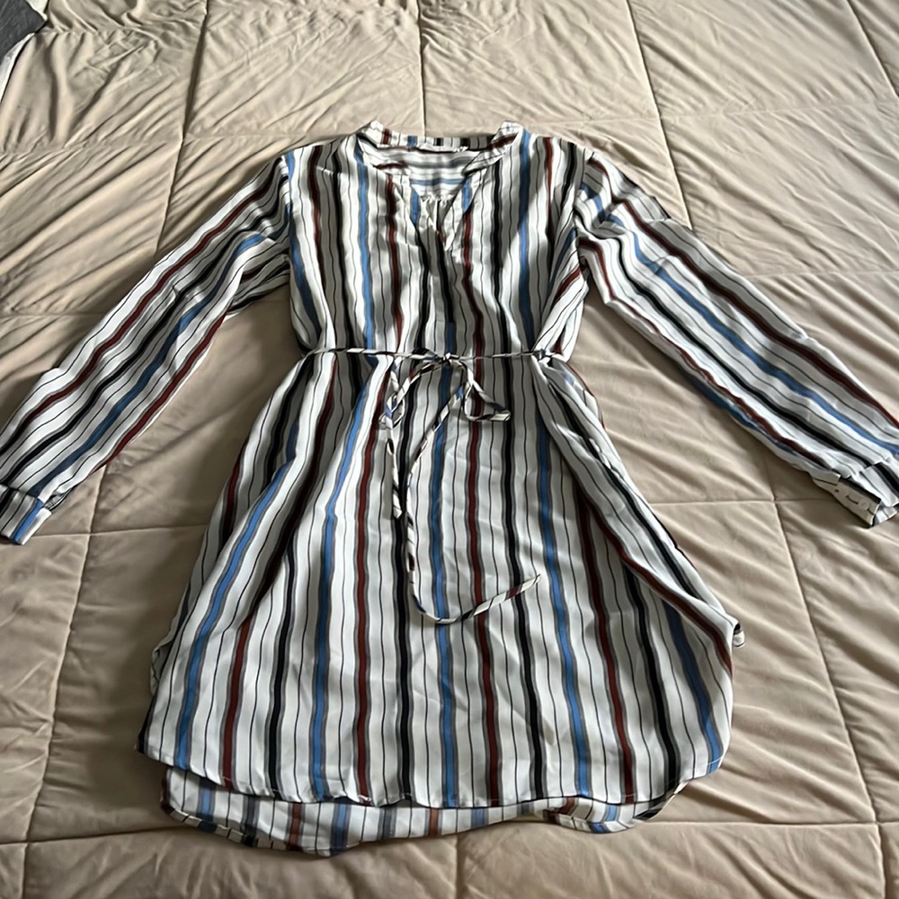 Size M Blush brand dress, perfect condition, runs small